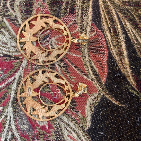 Vintage Park Lane clip earrings, 1960s MCM - Picture 7 of 10